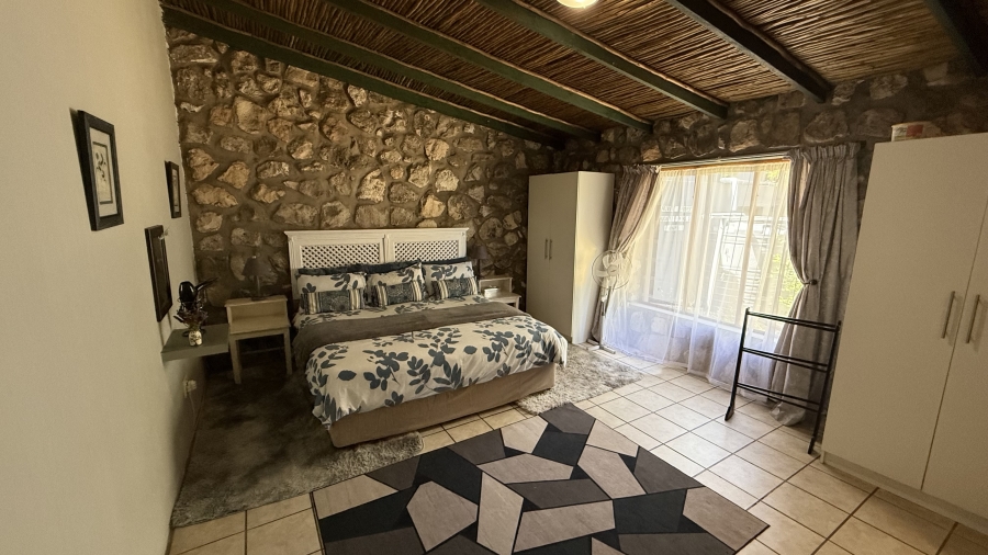 4 Bedroom Property for Sale in Stilbaai Oos Western Cape